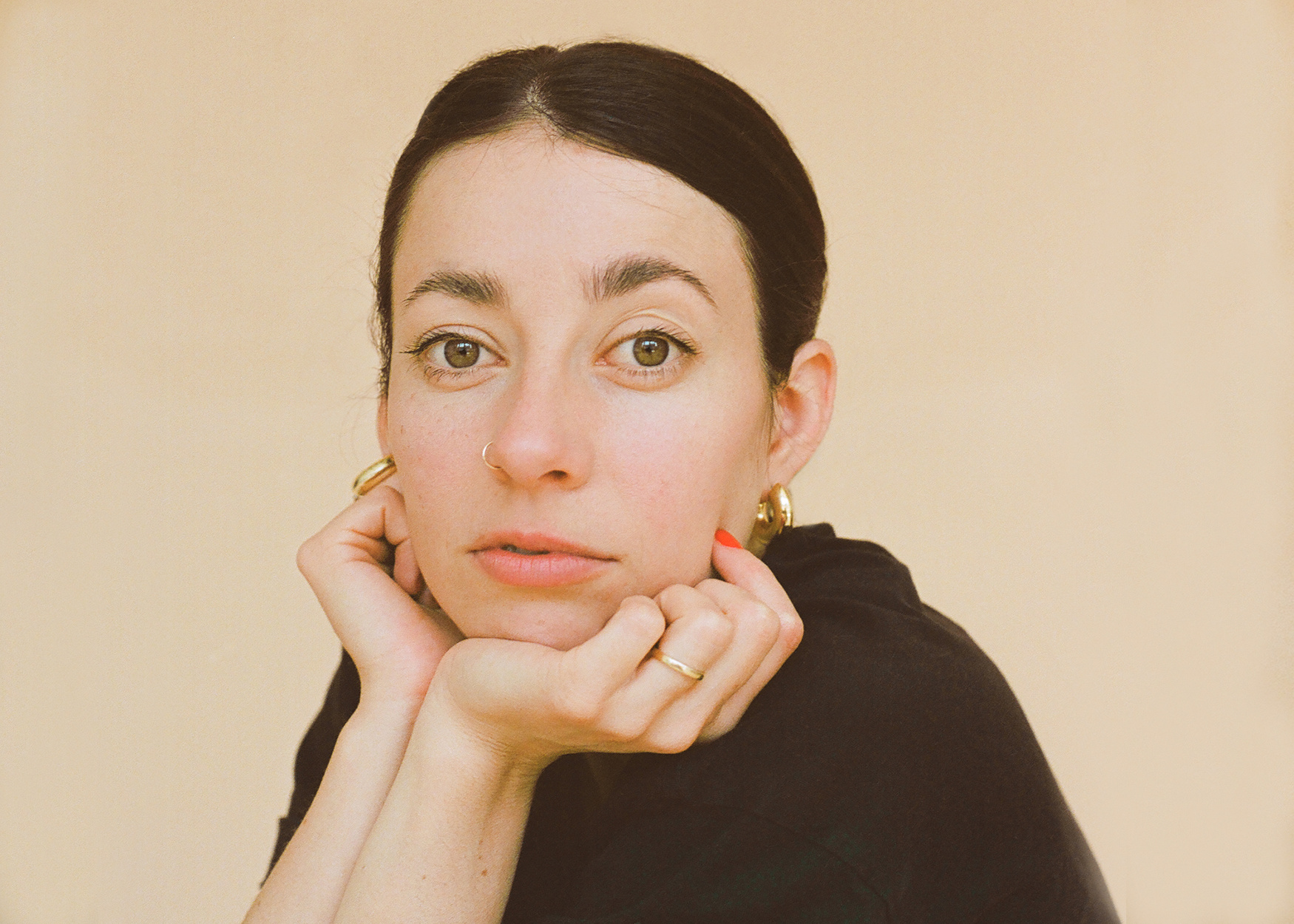 Lia Kohl headshot