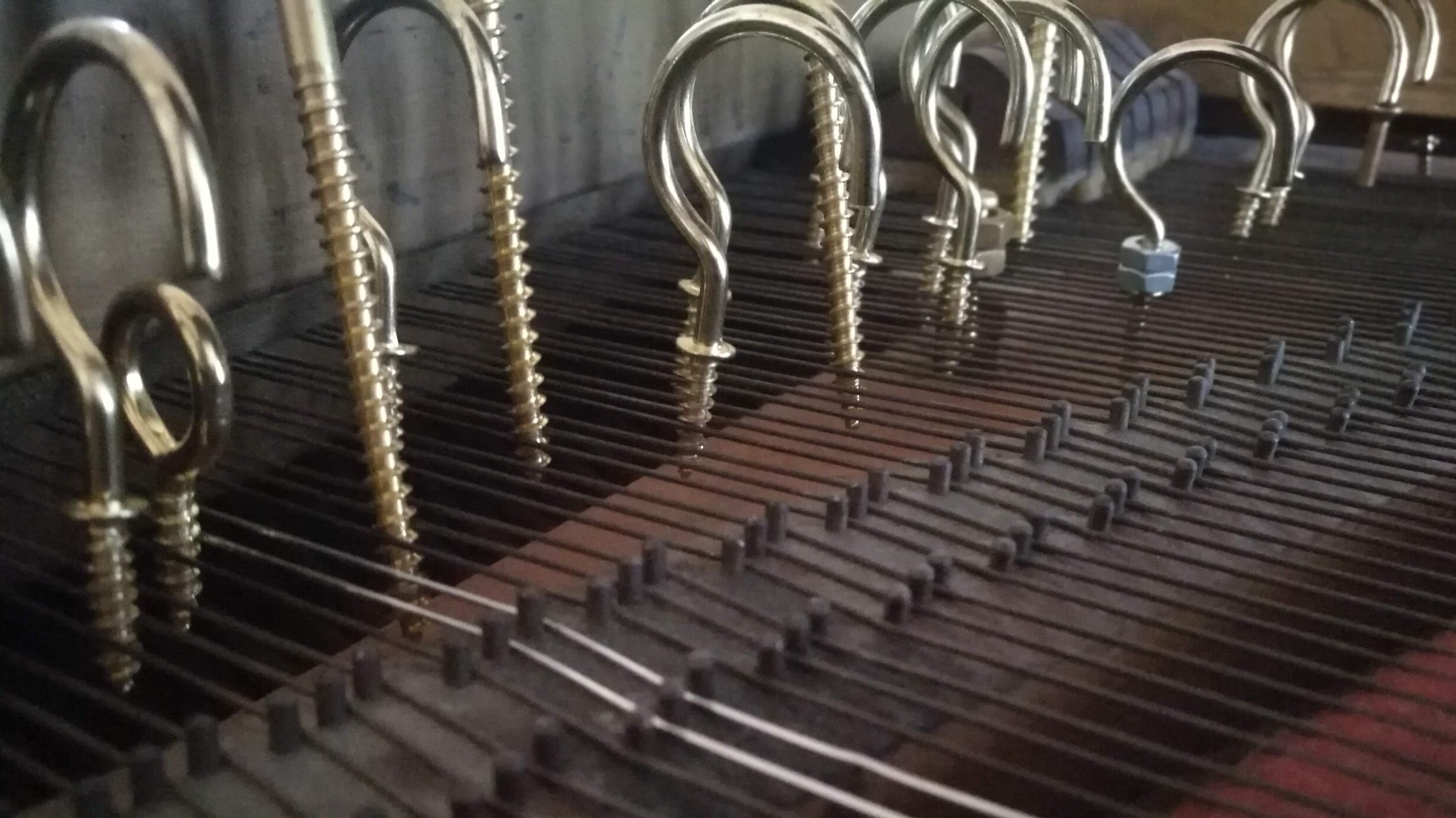 Prepared piano picture